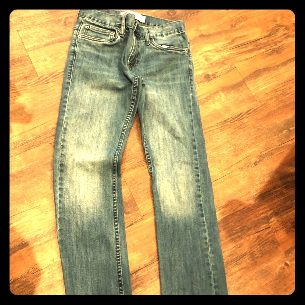 Levi’s straight leg never worn
